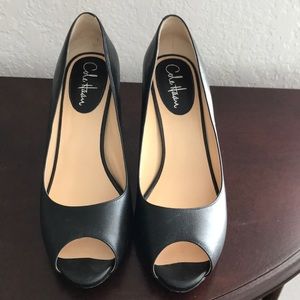 GUC Cole Haan Peep toe pumps